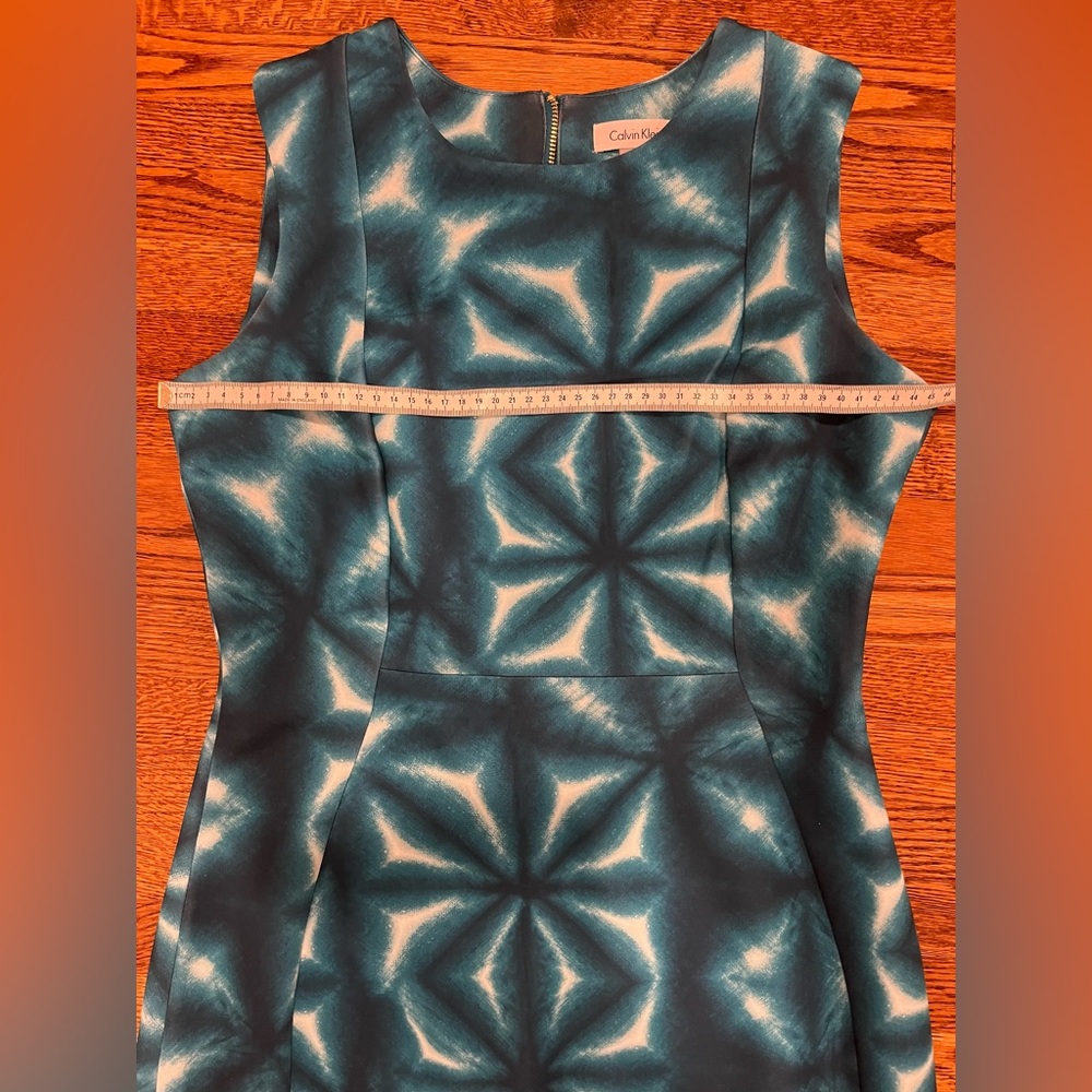 Calvin Klein Blue Geometric Midi Dress Sleeveless Tailored Stretchy size 10 - Picture 8 of 12